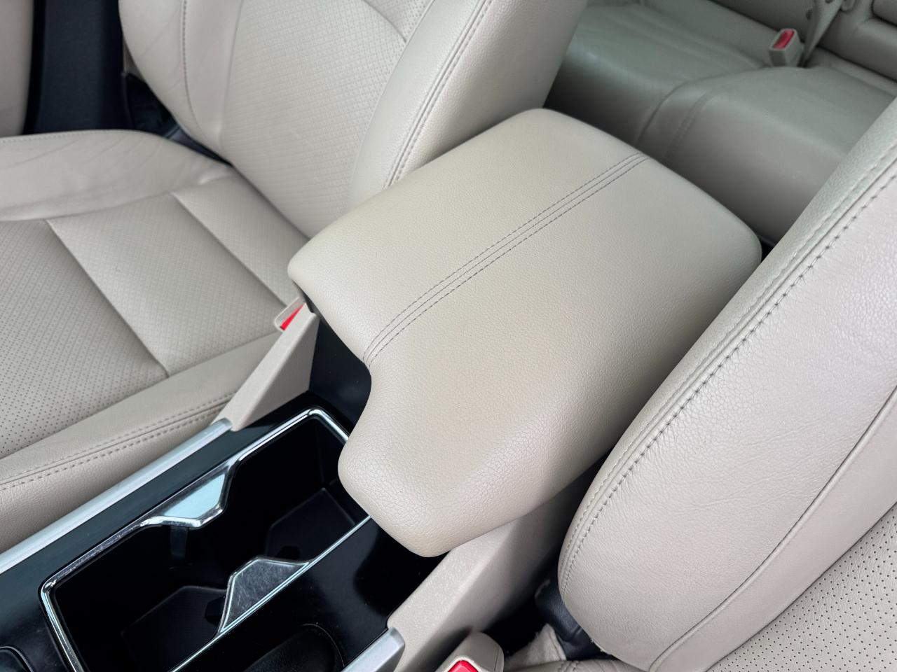 Honda Accord Sedan 4dr I4 CVT EX-L w/Navi & Honda Sensing 2016