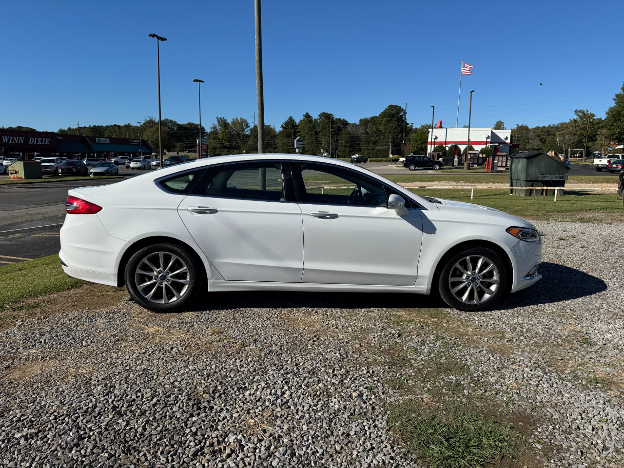 Ford Fusion SE FWD 2017 Ford Fusion SE FWD 2017