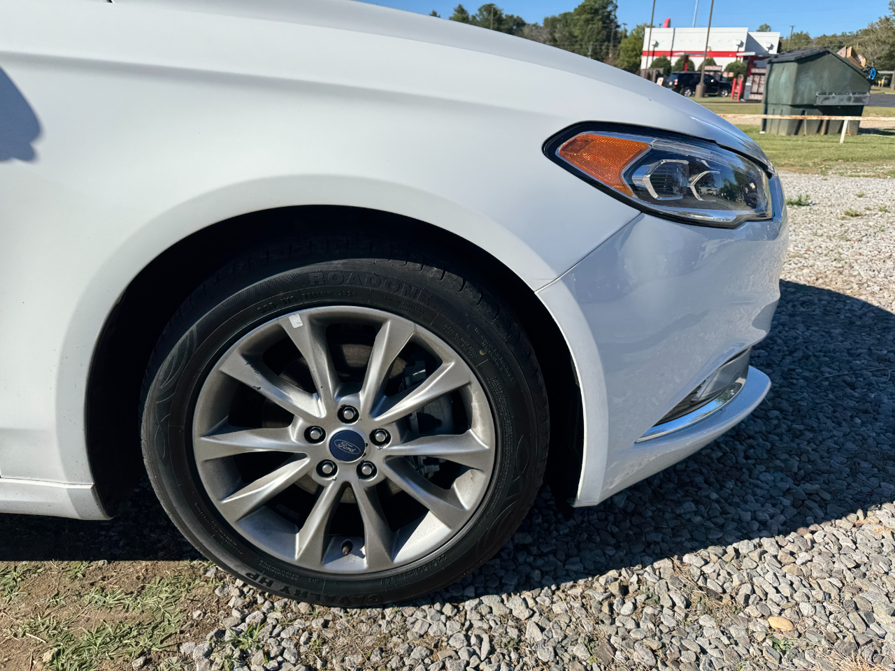 Ford Fusion SE FWD 2017 Ford Fusion SE FWD 2017