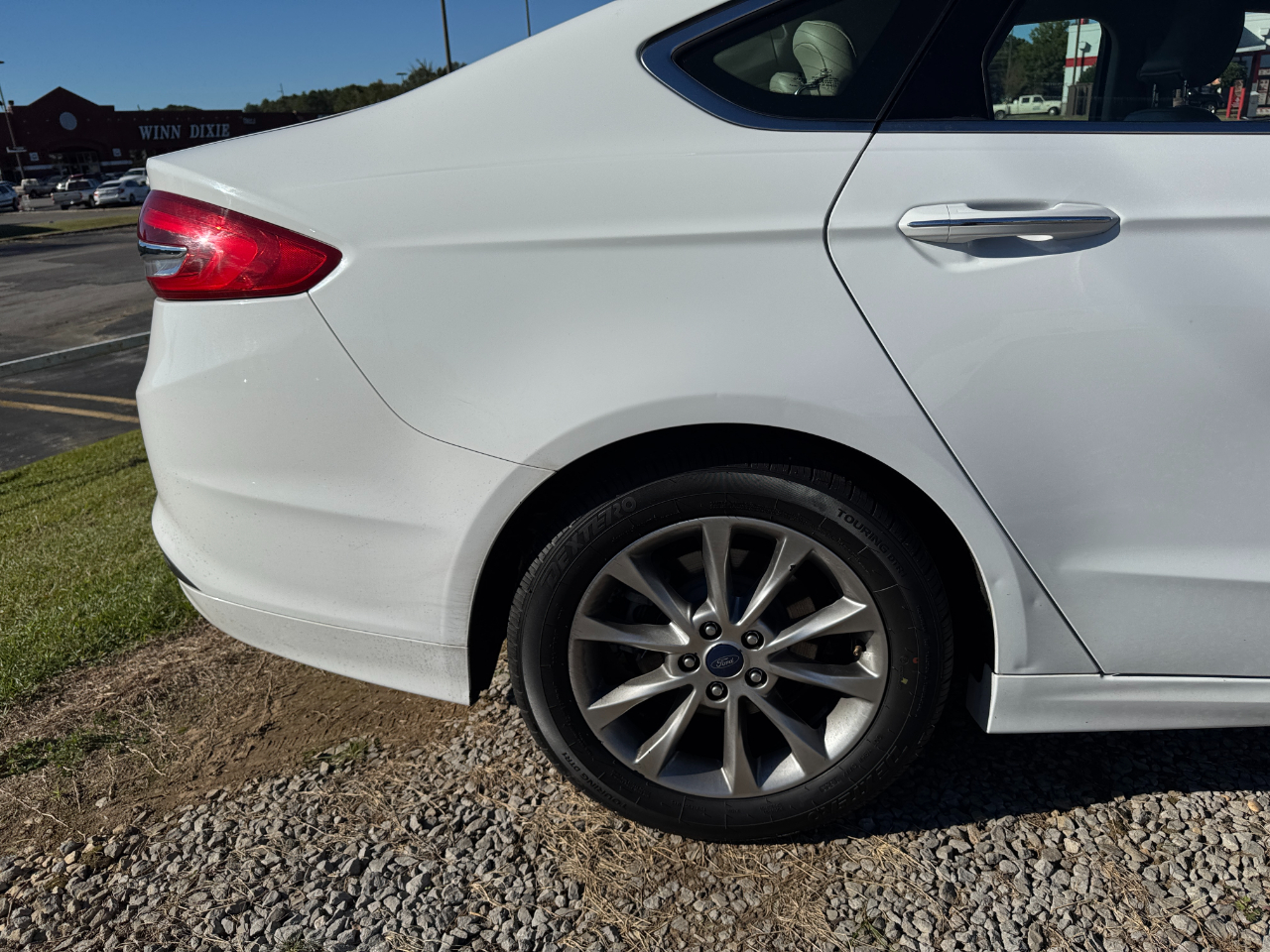 Ford Fusion SE FWD 2017 Ford Fusion SE FWD 2017