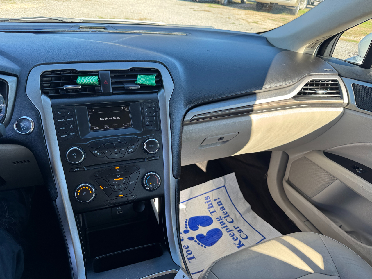 Ford Fusion SE FWD 2017 Ford Fusion SE FWD 2017