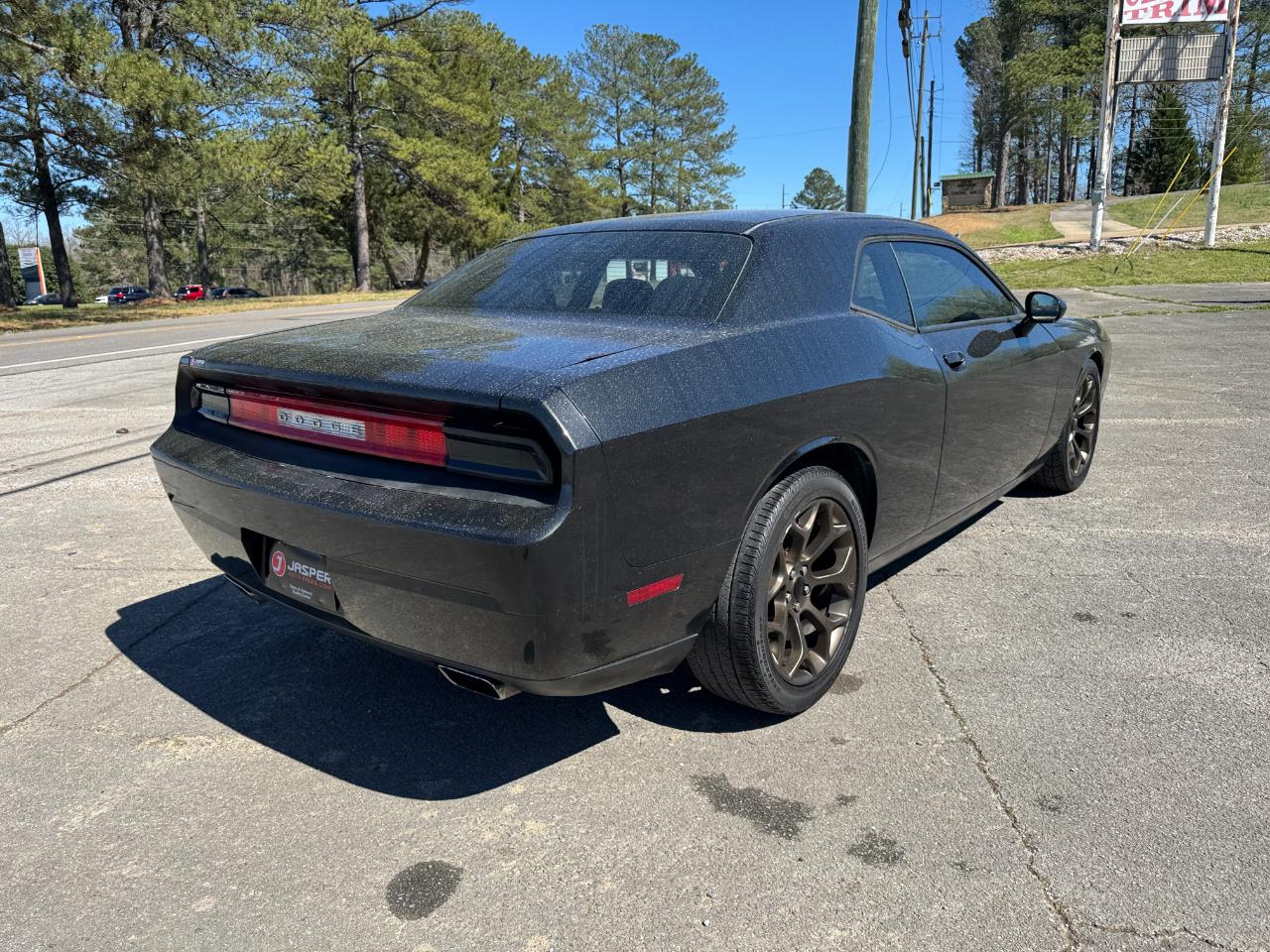 Dodge Challenger 2dr Cpe 2011