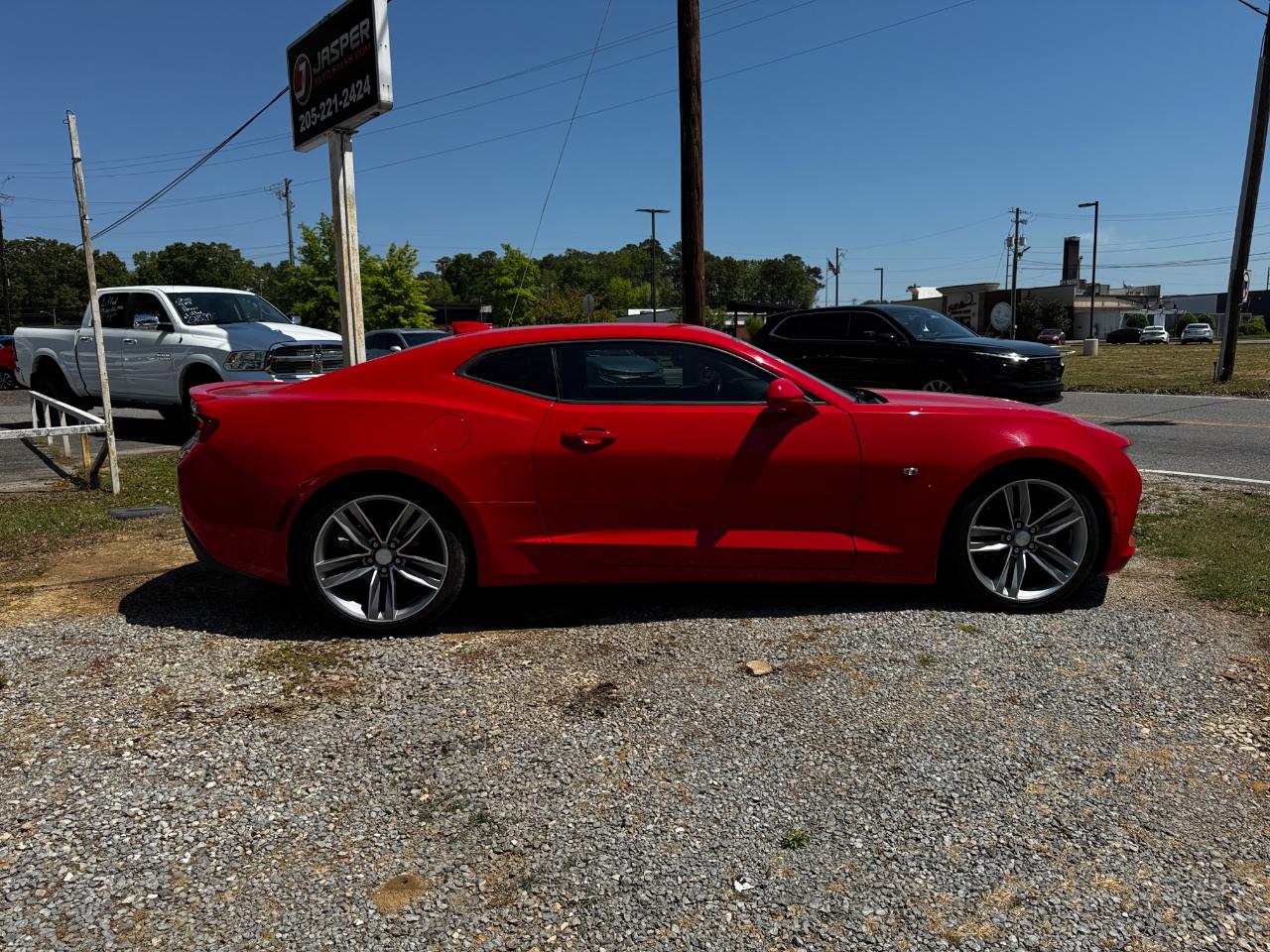 Chevrolet Camaro 2dr Cpe 1LT 2017