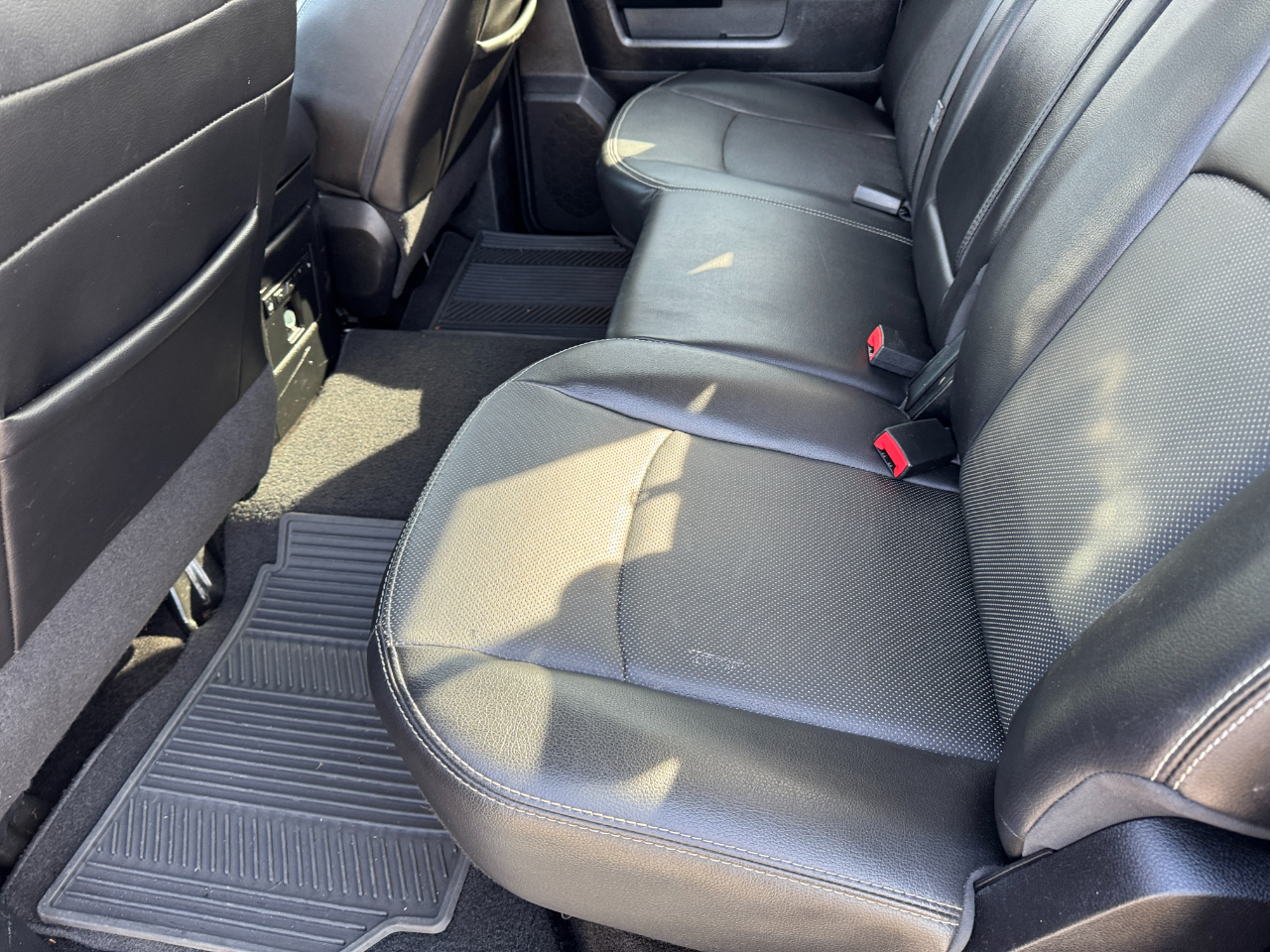 RAM 2500 4WD Crew Cab 149" Laramie 2015