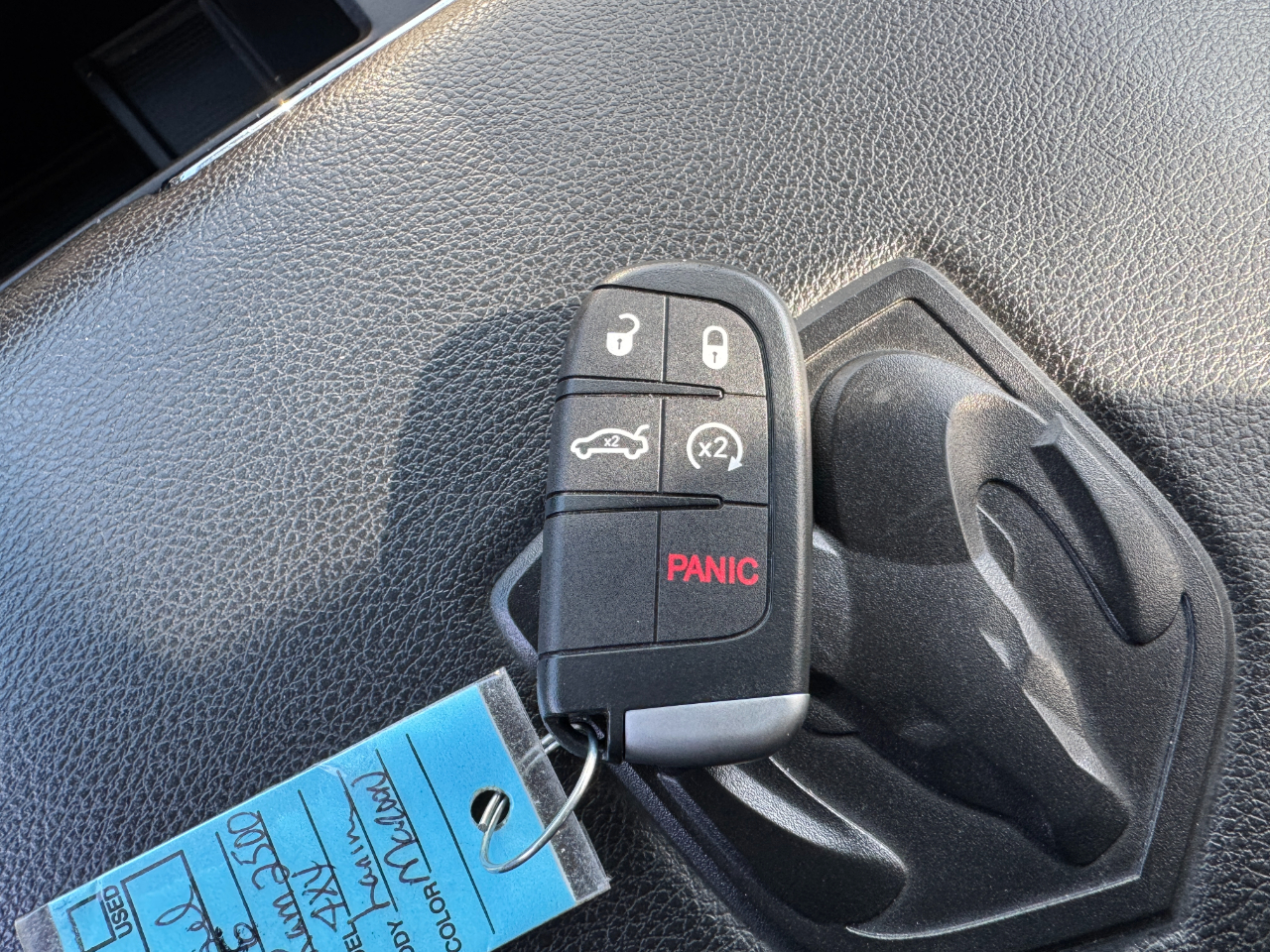 RAM 2500 4WD Crew Cab 149" Laramie 2015