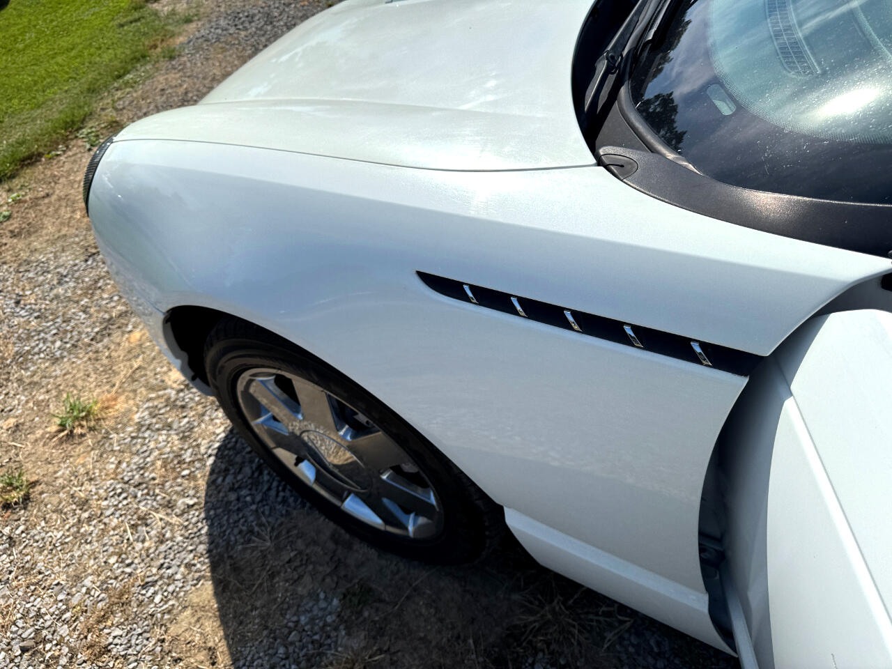 Ford Thunderbird 2dr Convertible Deluxe 2003 Ford Thunderbird 2dr Convertible Deluxe 2003