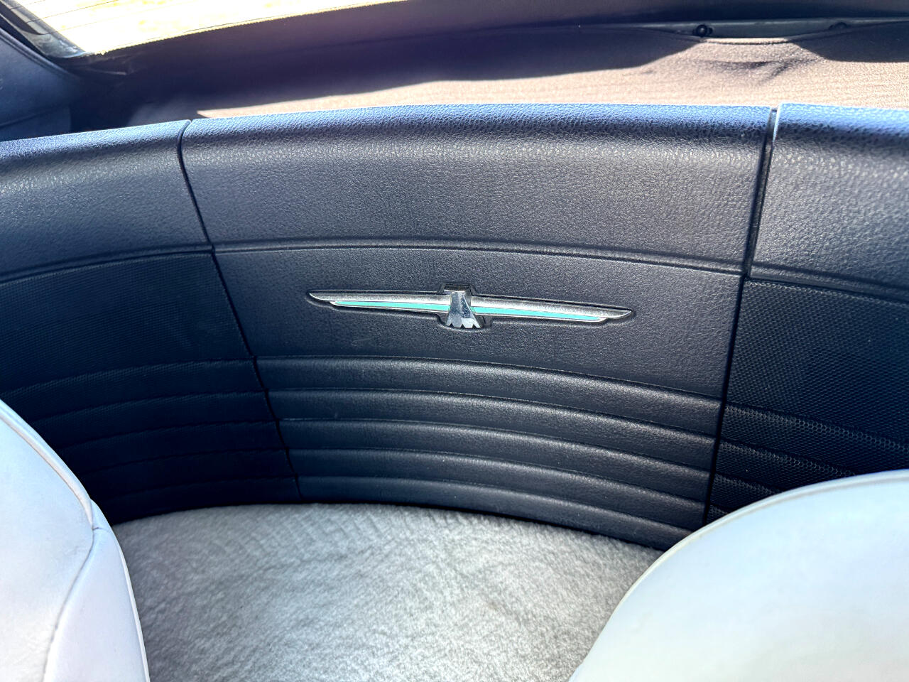 Ford Thunderbird 2dr Convertible Deluxe 2003 Ford Thunderbird 2dr Convertible Deluxe 2003