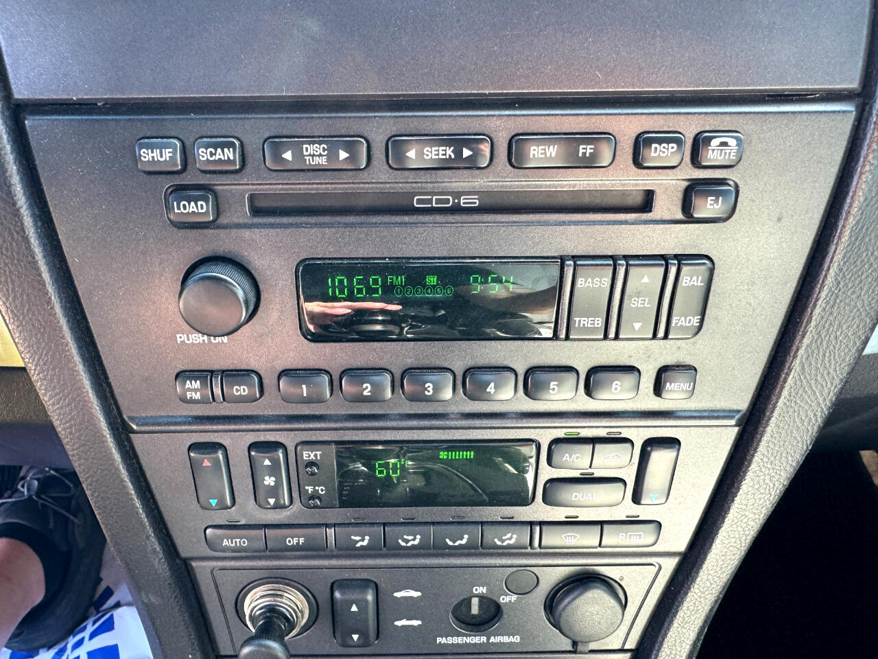 Ford Thunderbird 2dr Convertible Deluxe 2003 Ford Thunderbird 2dr Convertible Deluxe 2003