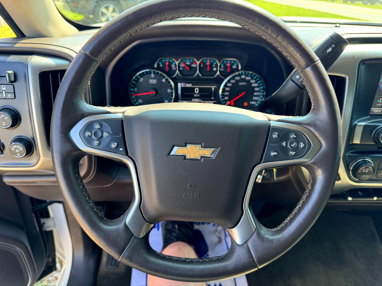 Chevrolet Silverado 1500 4WD Crew Cab 143.5" LTZ w/1LZ 2015 Chevrolet Silverado 1500 4WD Crew Cab 143.5" LTZ w/1LZ 2015