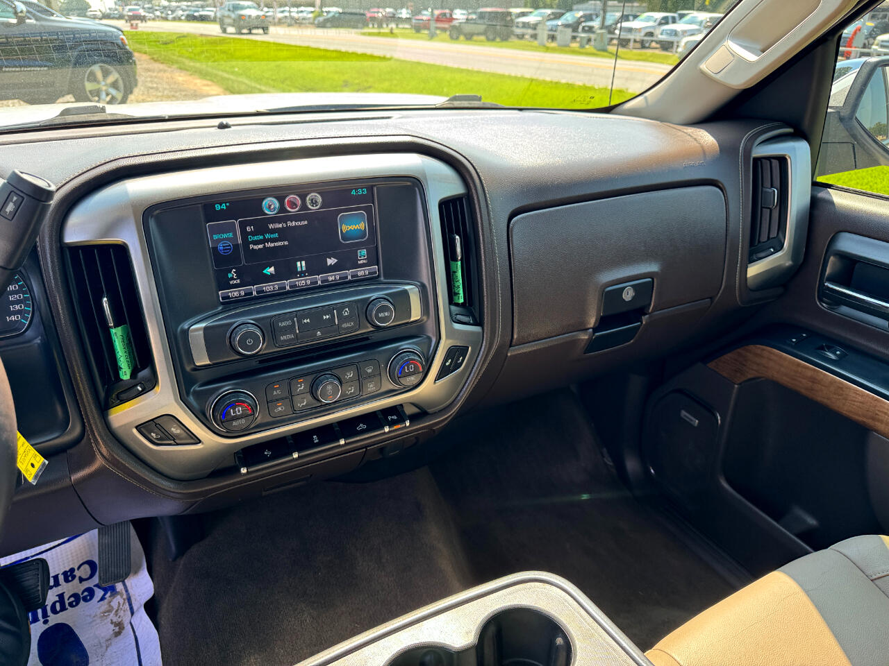 Chevrolet Silverado 1500 4WD Crew Cab 143.5" LTZ w/1LZ 2015 Chevrolet Silverado 1500 4WD Crew Cab 143.5" LTZ w/1LZ 2015