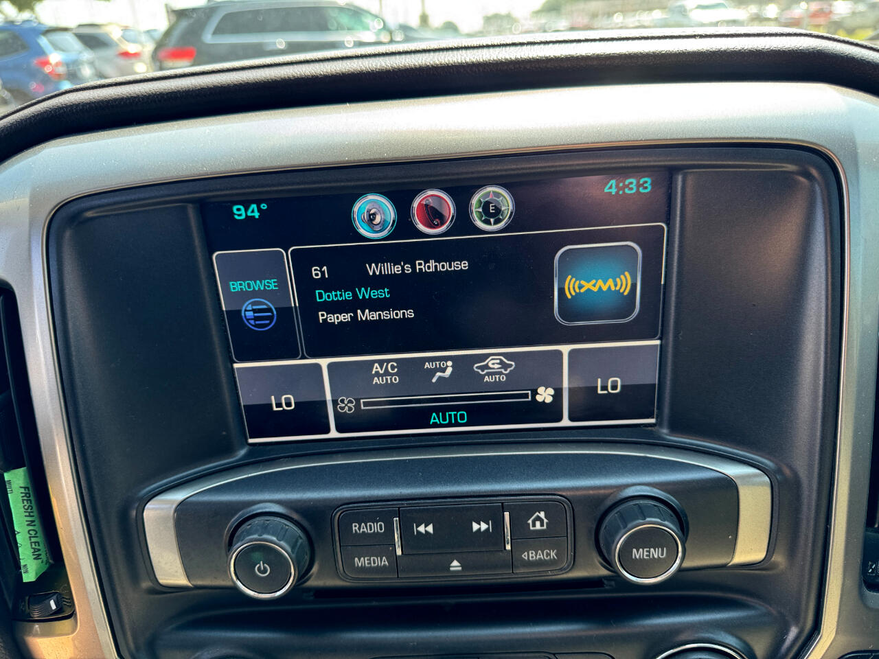 Chevrolet Silverado 1500 4WD Crew Cab 143.5" LTZ w/1LZ 2015 Chevrolet Silverado 1500 4WD Crew Cab 143.5" LTZ w/1LZ 2015