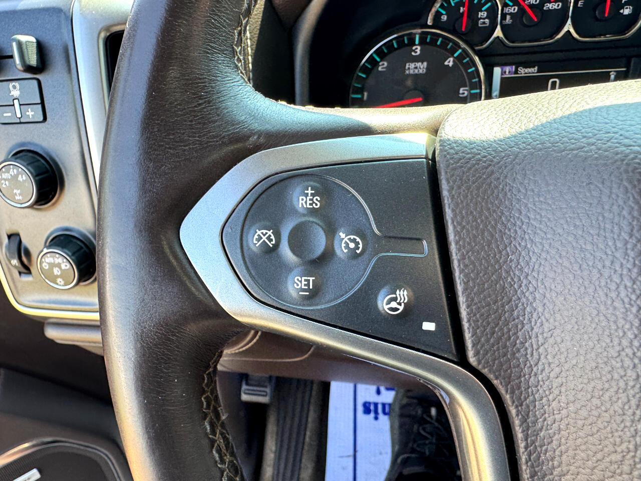 Chevrolet Silverado 1500 4WD Crew Cab 143.5" LTZ w/1LZ 2015 Chevrolet Silverado 1500 4WD Crew Cab 143.5" LTZ w/1LZ 2015