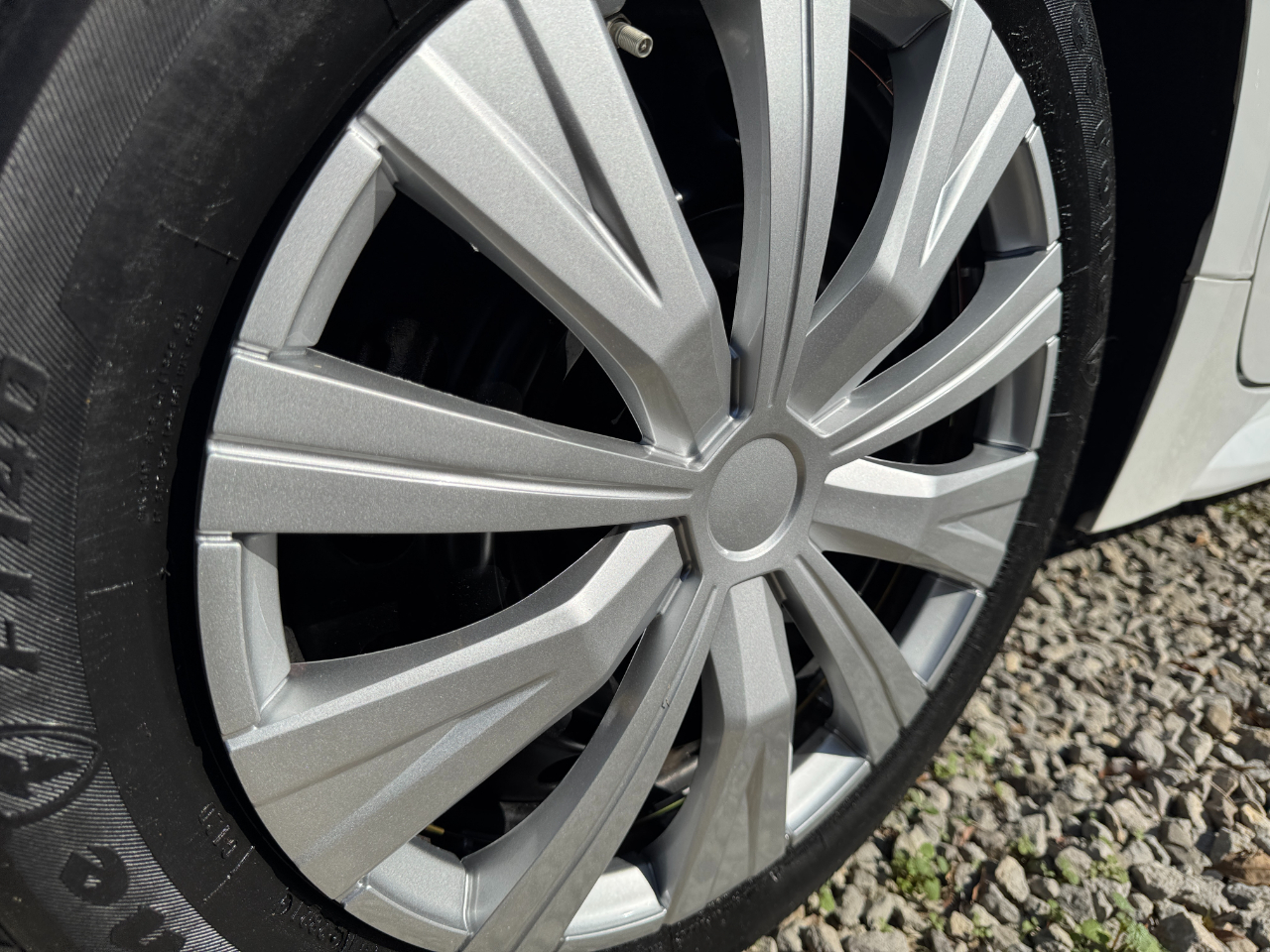 Toyota Corolla LE CVT (Natl) 2022