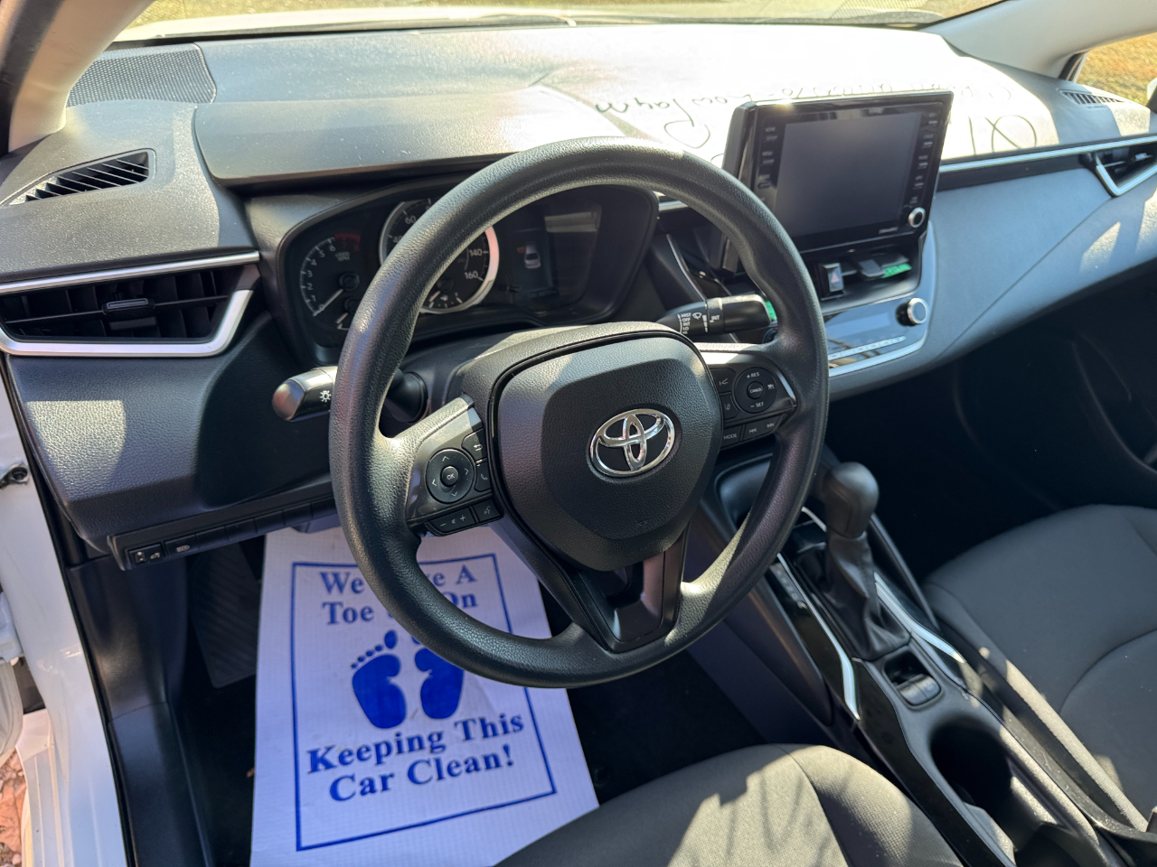 Toyota Corolla LE CVT (Natl) 2022