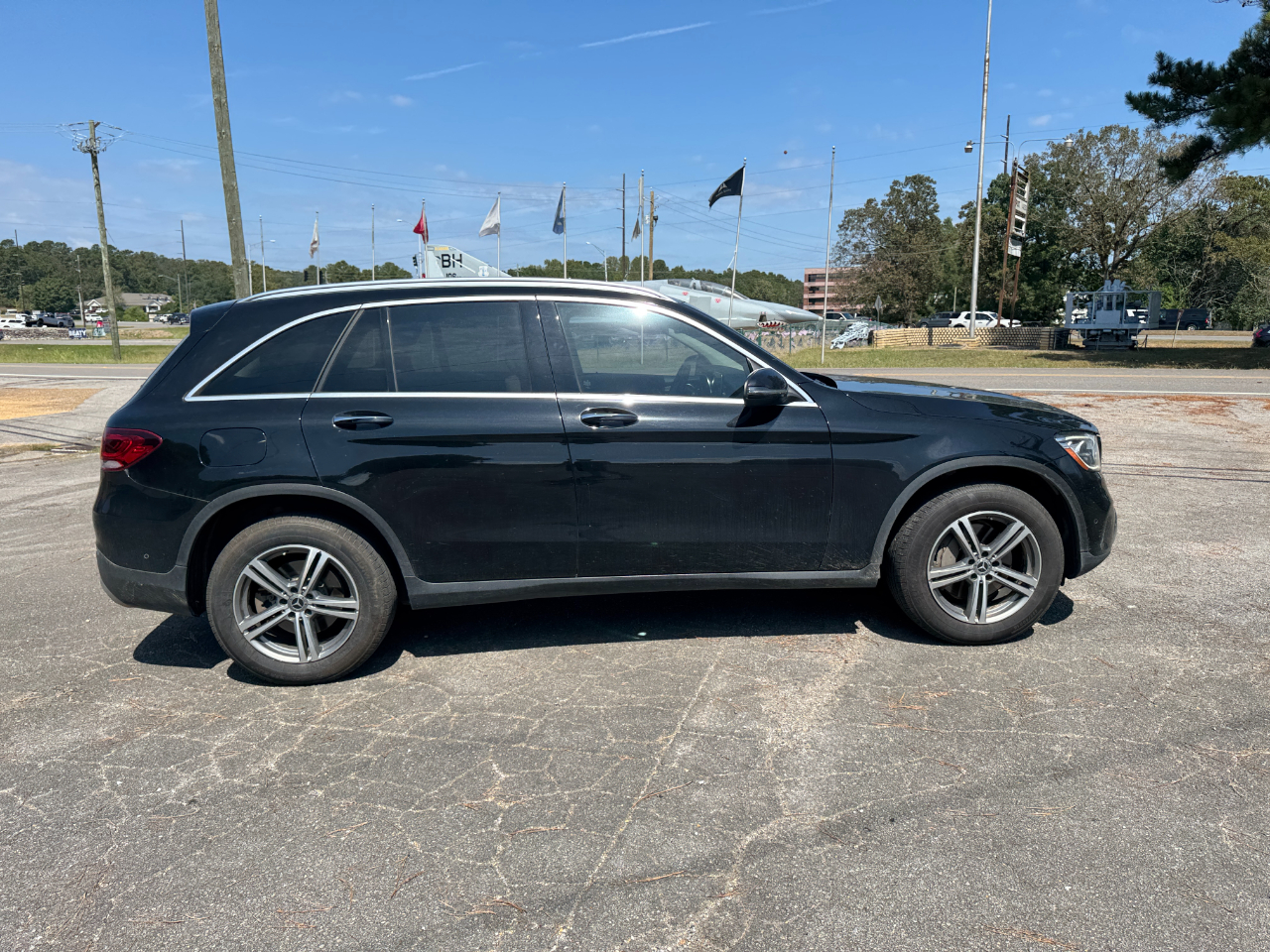 Mercedes-Benz GLC GLC 300 SUV 2021 Mercedes-Benz GLC GLC 300 SUV 2021