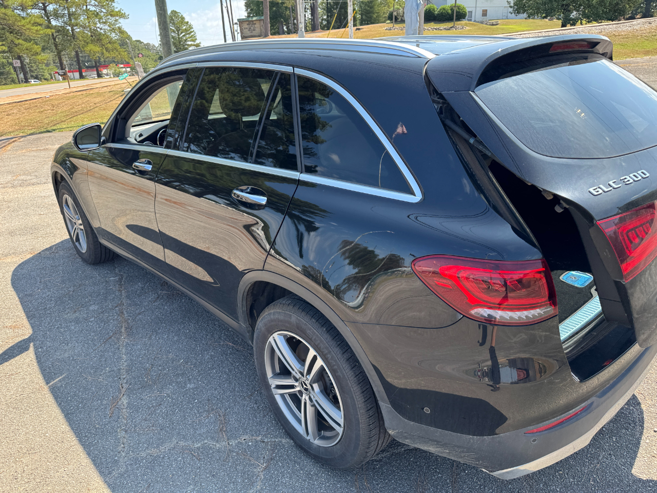 Mercedes-Benz GLC GLC 300 SUV 2021 Mercedes-Benz GLC GLC 300 SUV 2021