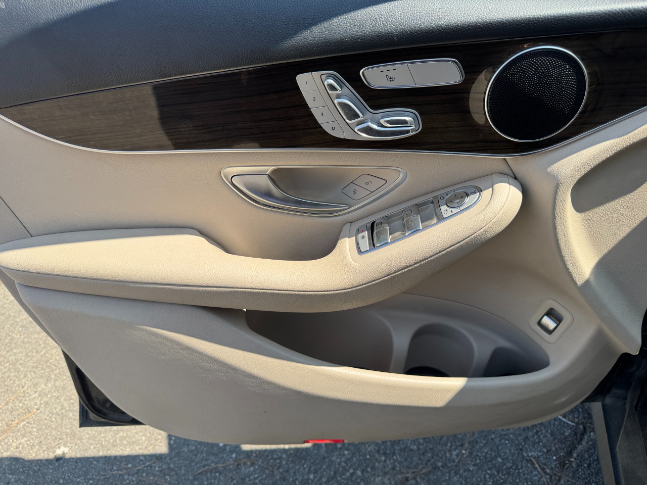 Mercedes-Benz GLC GLC 300 SUV 2021 Mercedes-Benz GLC GLC 300 SUV 2021