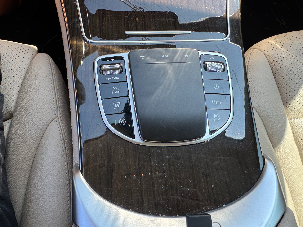 Mercedes-Benz GLC GLC 300 SUV 2021 Mercedes-Benz GLC GLC 300 SUV 2021