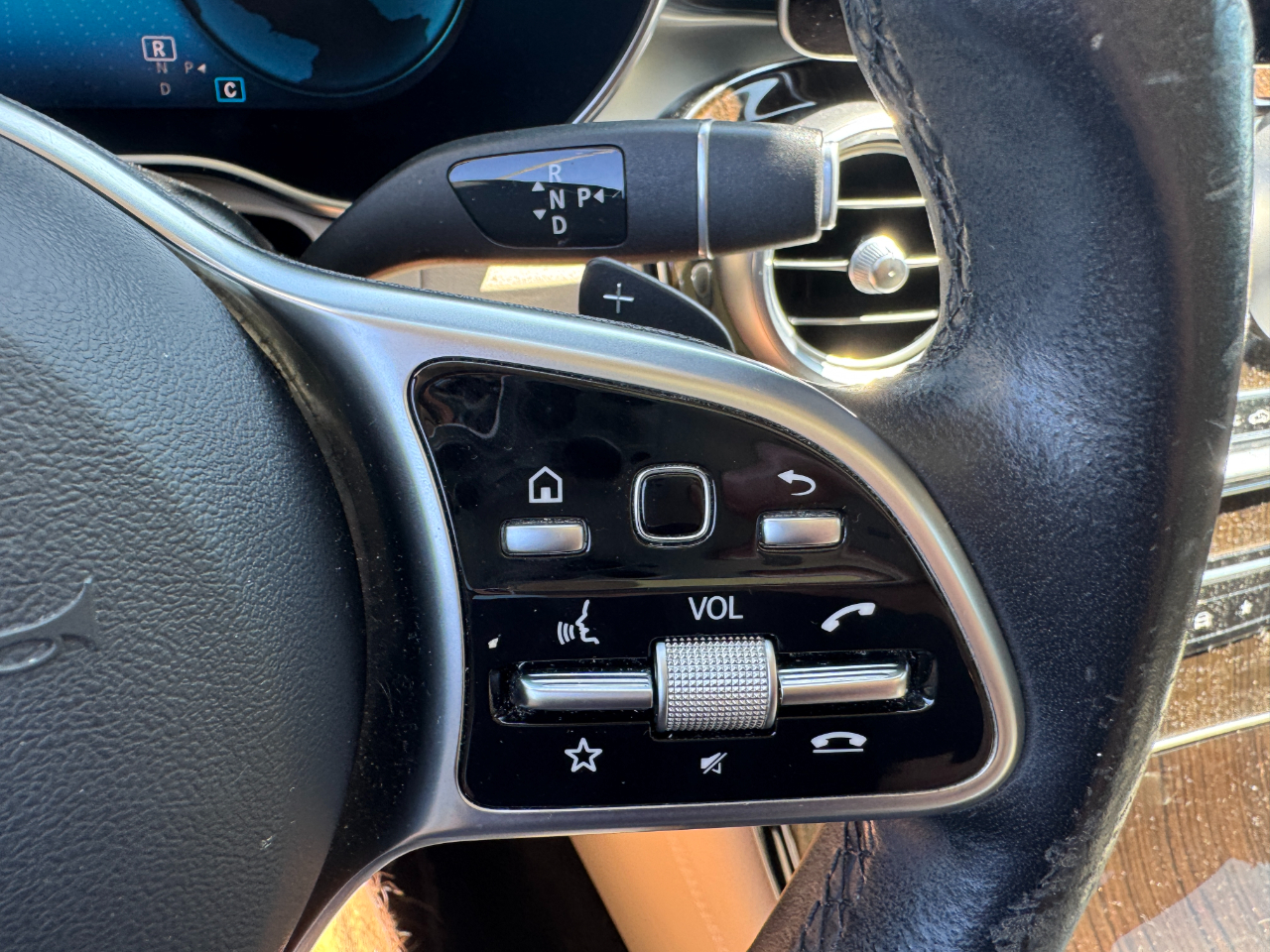 Mercedes-Benz GLC GLC 300 SUV 2021 Mercedes-Benz GLC GLC 300 SUV 2021