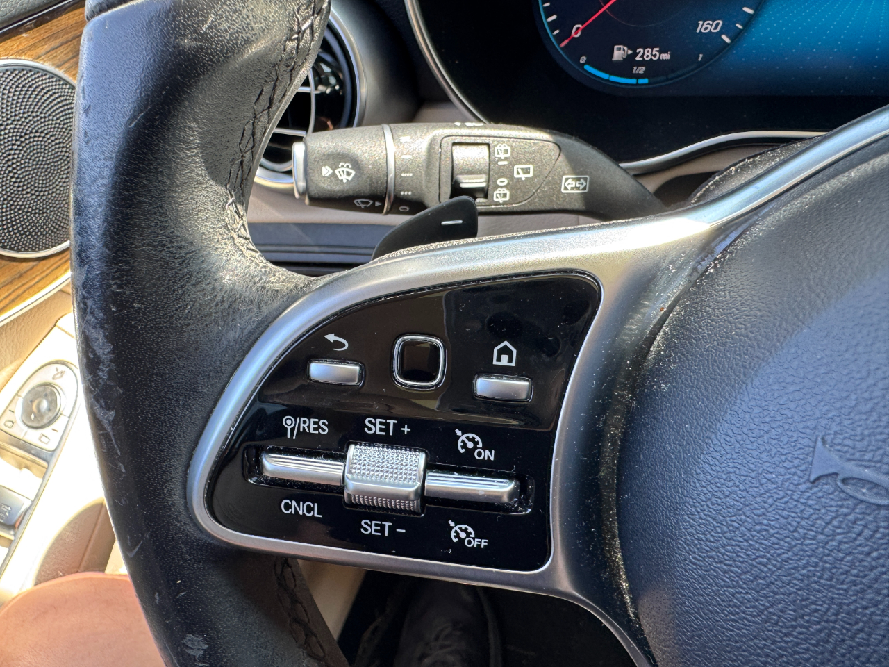 Mercedes-Benz GLC GLC 300 SUV 2021 Mercedes-Benz GLC GLC 300 SUV 2021