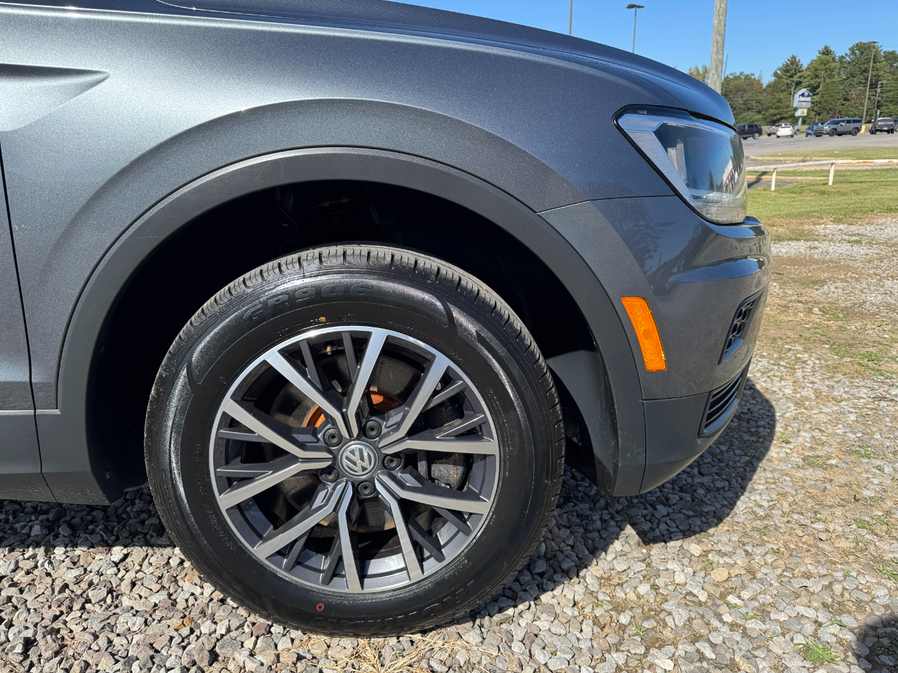 Volkswagen Tiguan 2.0T S FWD 2021 Volkswagen Tiguan 2.0T S FWD 2021