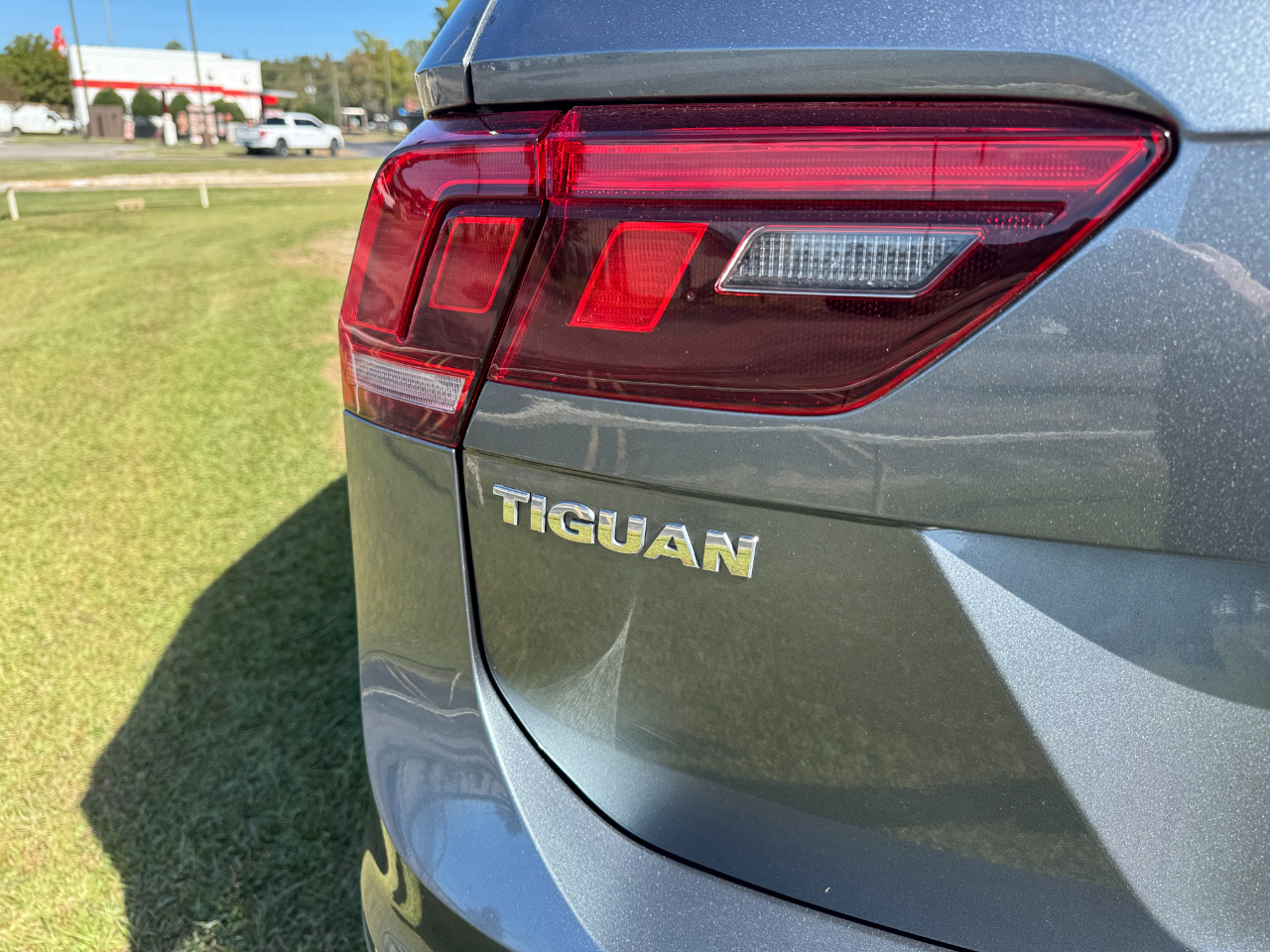 Volkswagen Tiguan 2.0T S FWD 2021 Volkswagen Tiguan 2.0T S FWD 2021