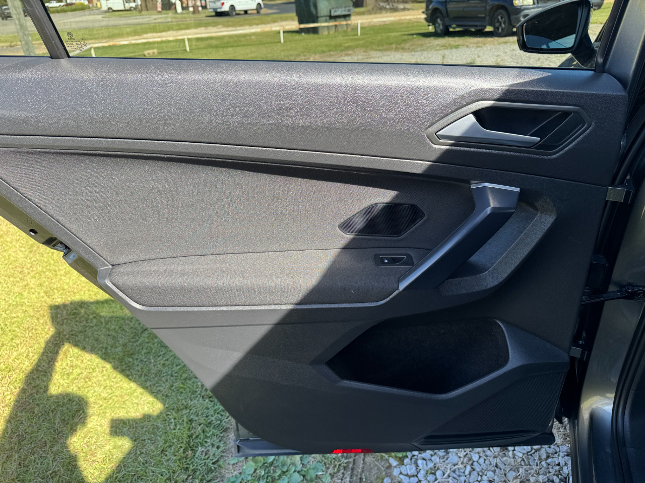 Volkswagen Tiguan 2.0T S FWD 2021 Volkswagen Tiguan 2.0T S FWD 2021