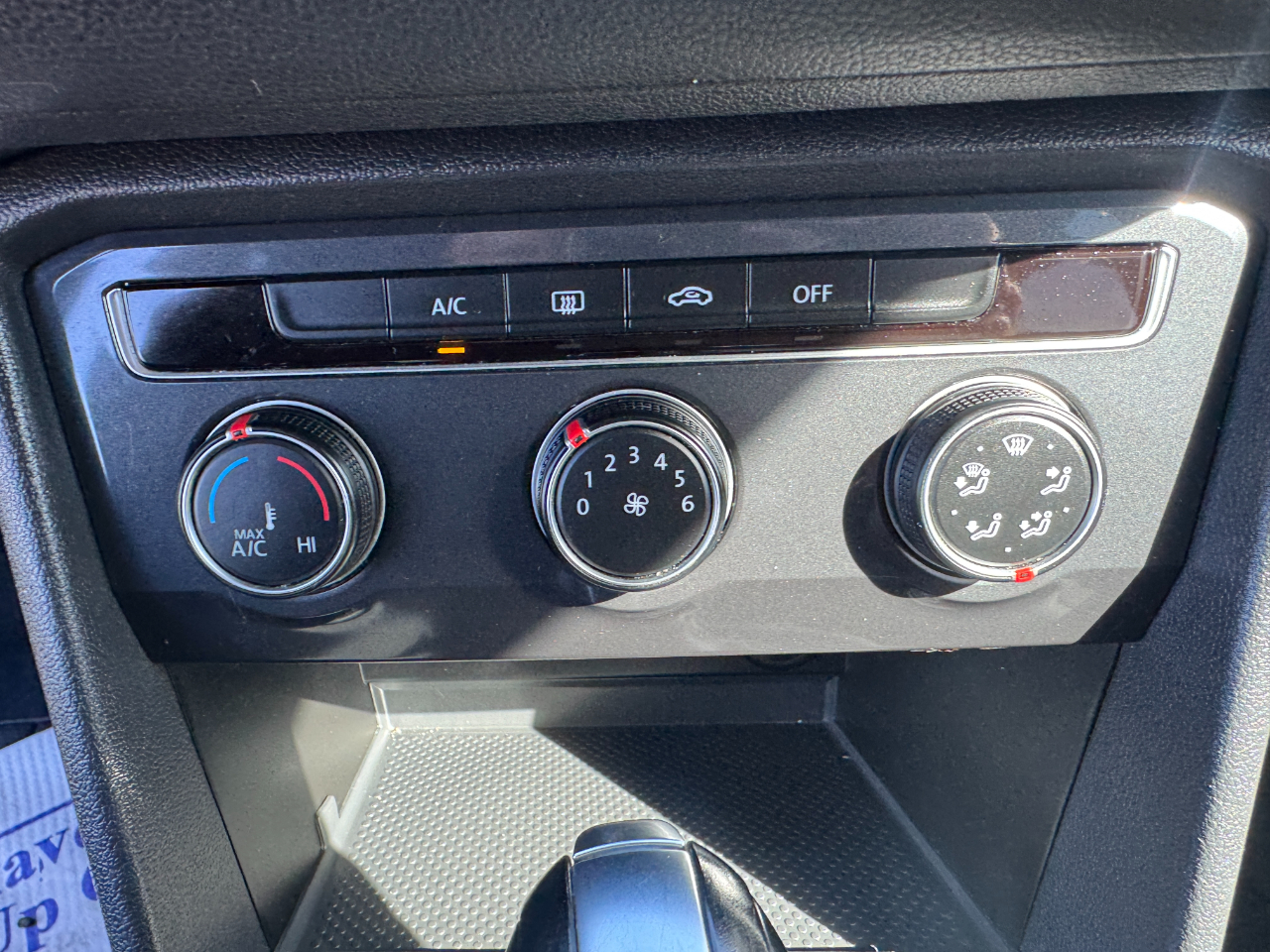 Volkswagen Tiguan 2.0T S FWD 2021 Volkswagen Tiguan 2.0T S FWD 2021