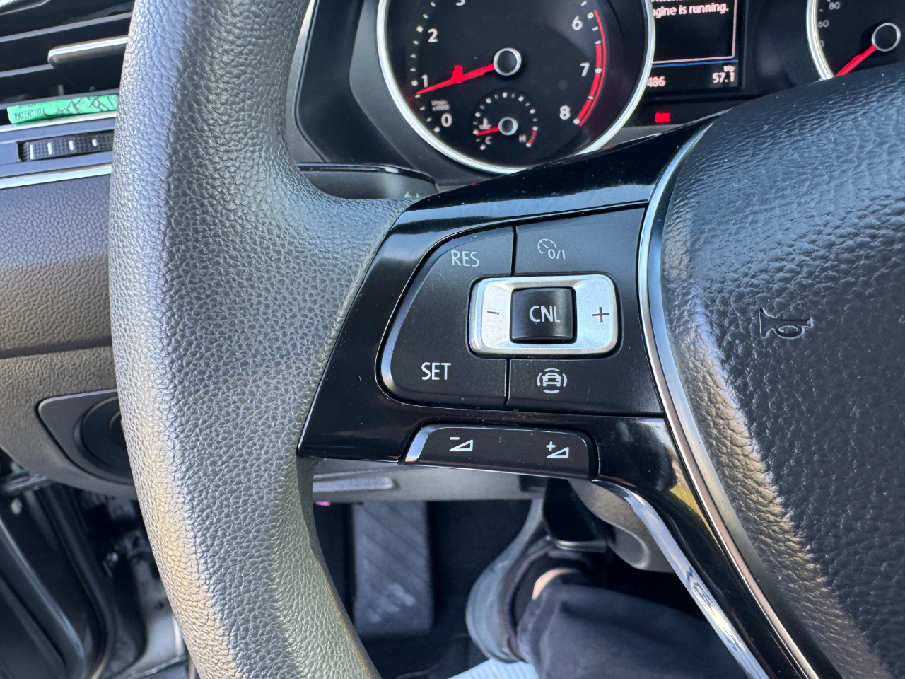 Volkswagen Tiguan 2.0T S FWD 2021 Volkswagen Tiguan 2.0T S FWD 2021