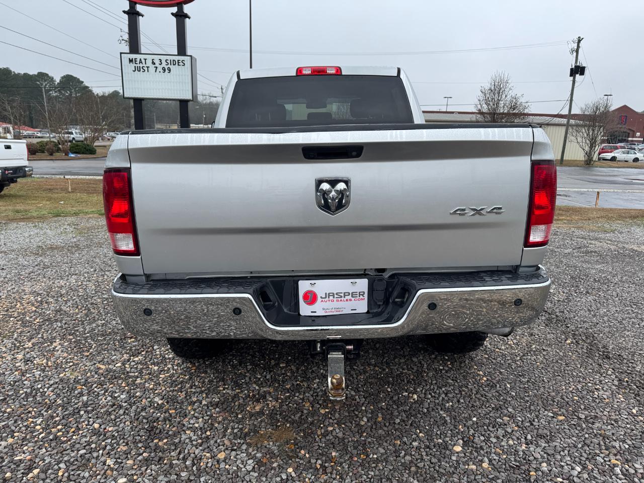 RAM 2500 Tradesman 4x4 Crew Cab 6'4" Box 2018