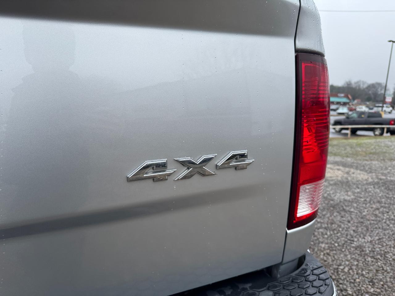 RAM 2500 Tradesman 4x4 Crew Cab 6'4" Box 2018