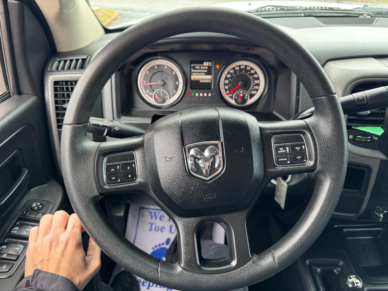 RAM 2500 Tradesman 4x4 Crew Cab 6'4" Box 2018