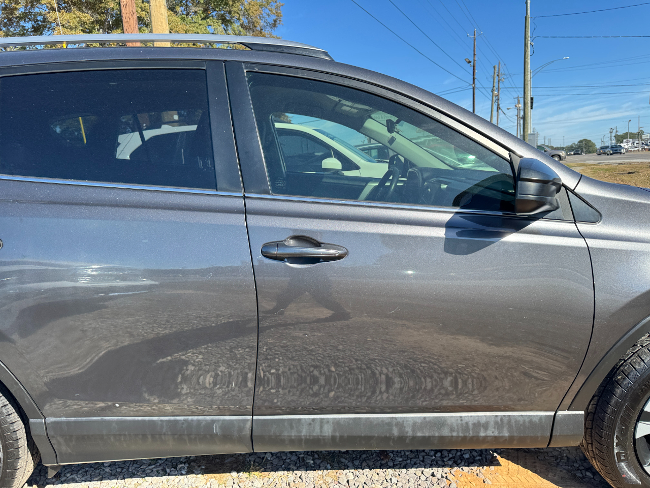 Toyota RAV4 LE FWD (Natl) 2018