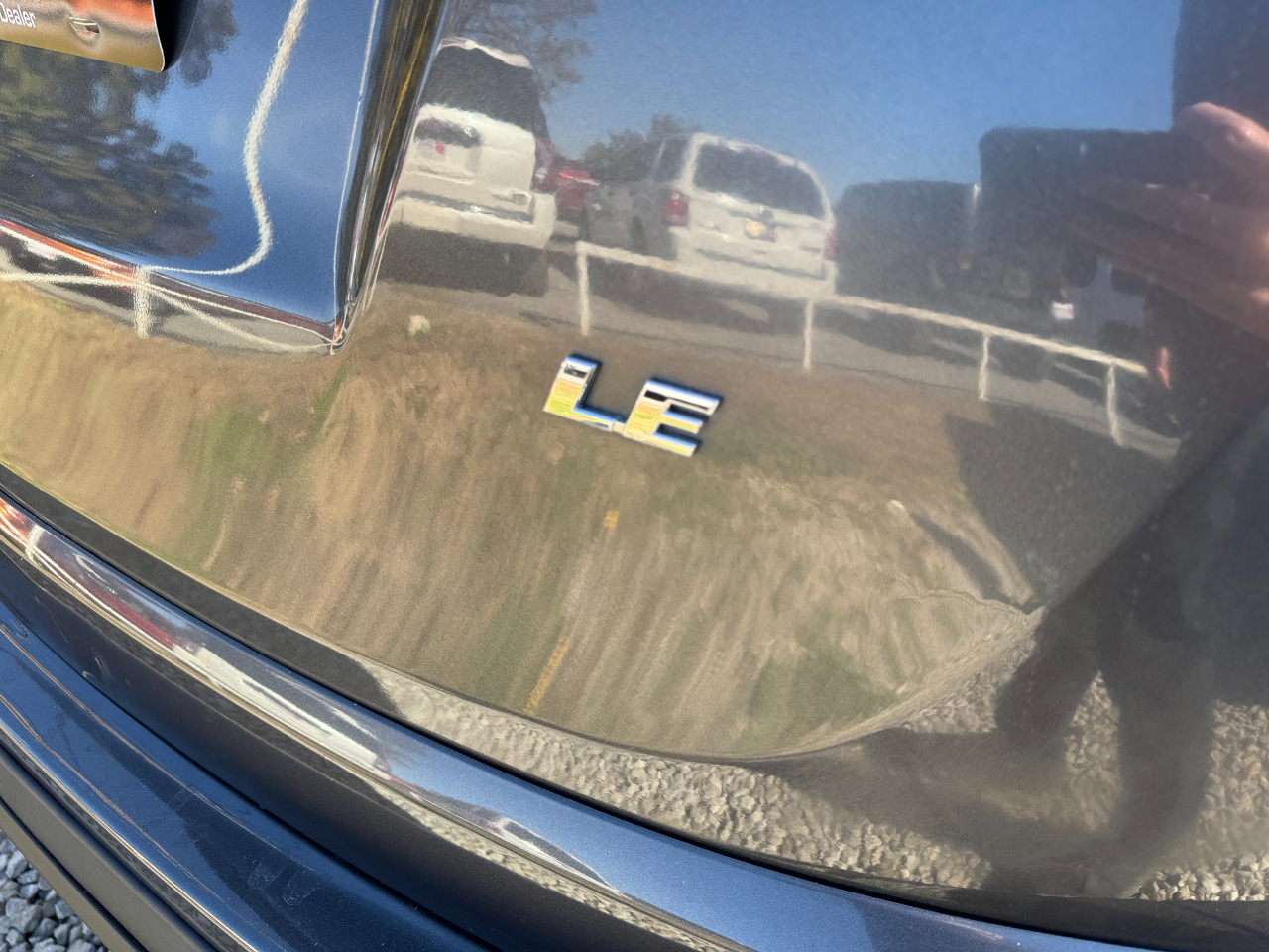 Toyota RAV4 LE FWD (Natl) 2018