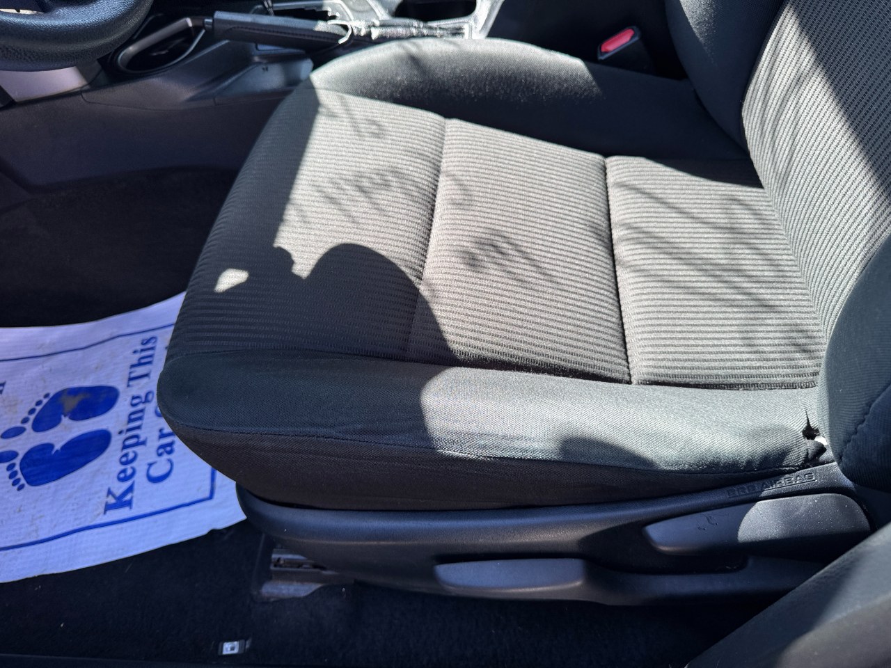 Toyota RAV4 LE FWD (Natl) 2018