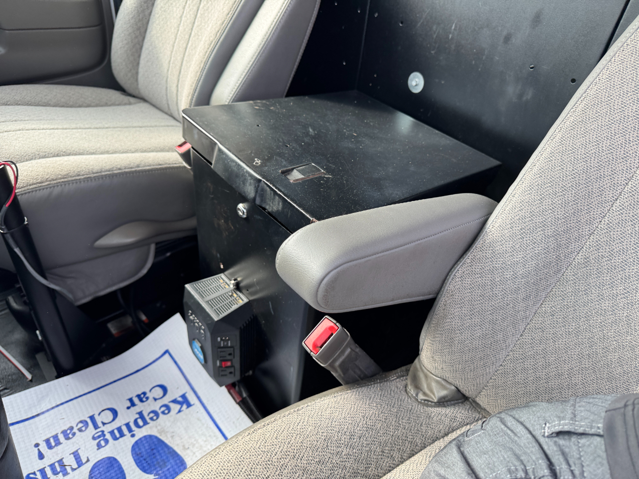 Chevrolet Express Cargo Van RWD 2500 135" 2015 Chevrolet Express Cargo Van RWD 2500 135" 2015
