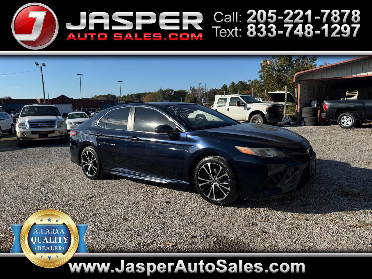 Toyota Camry LE Auto (Natl) 2018