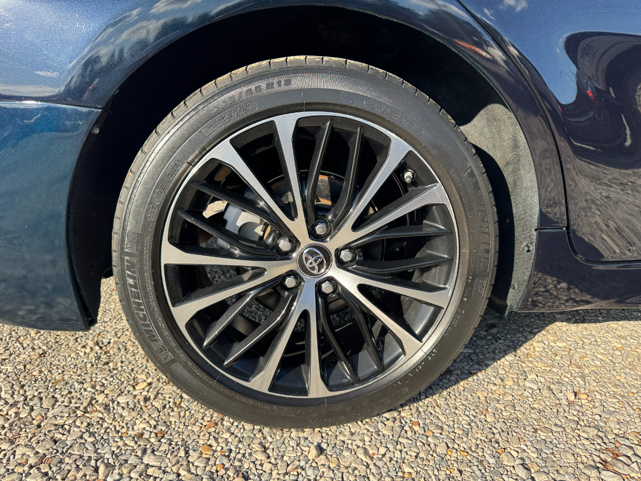 Toyota Camry LE Auto (Natl) 2018