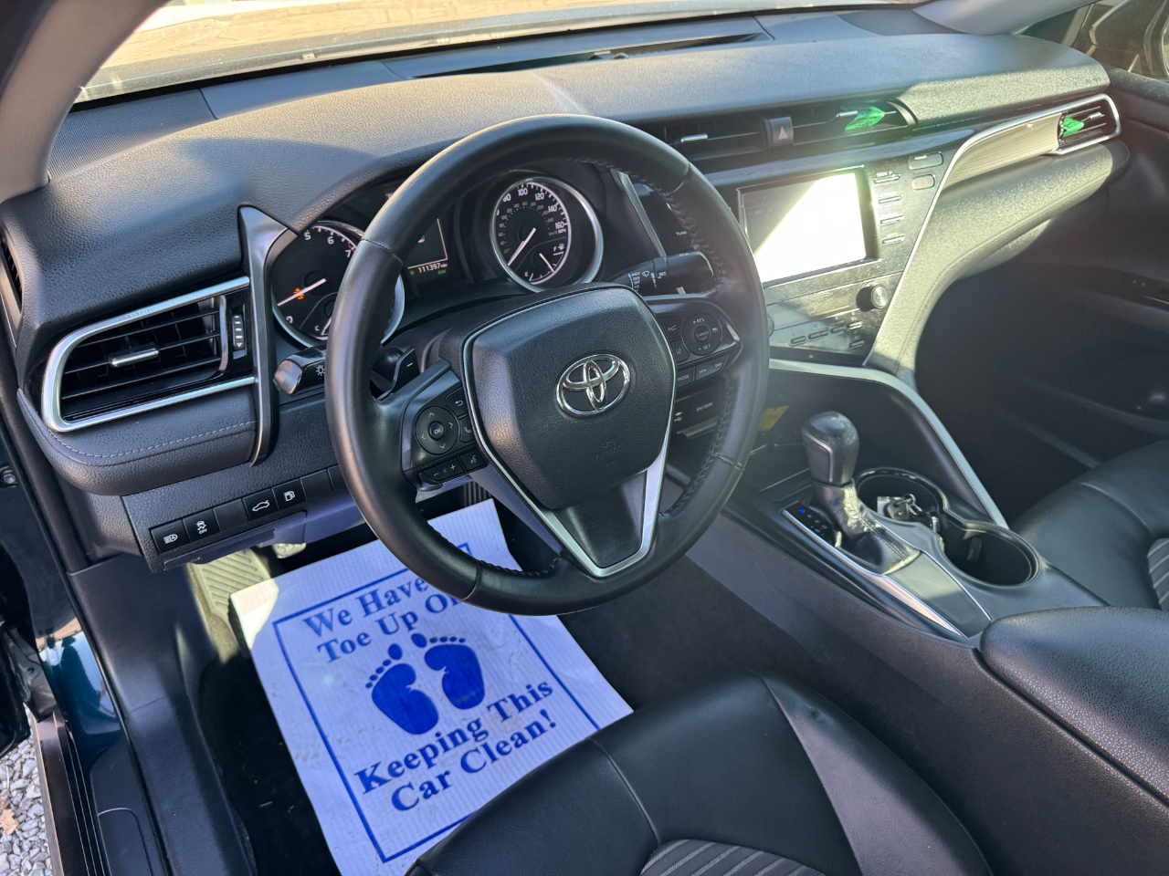 Toyota Camry LE Auto (Natl) 2018