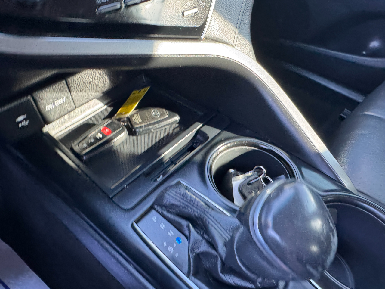 Toyota Camry LE Auto (Natl) 2018