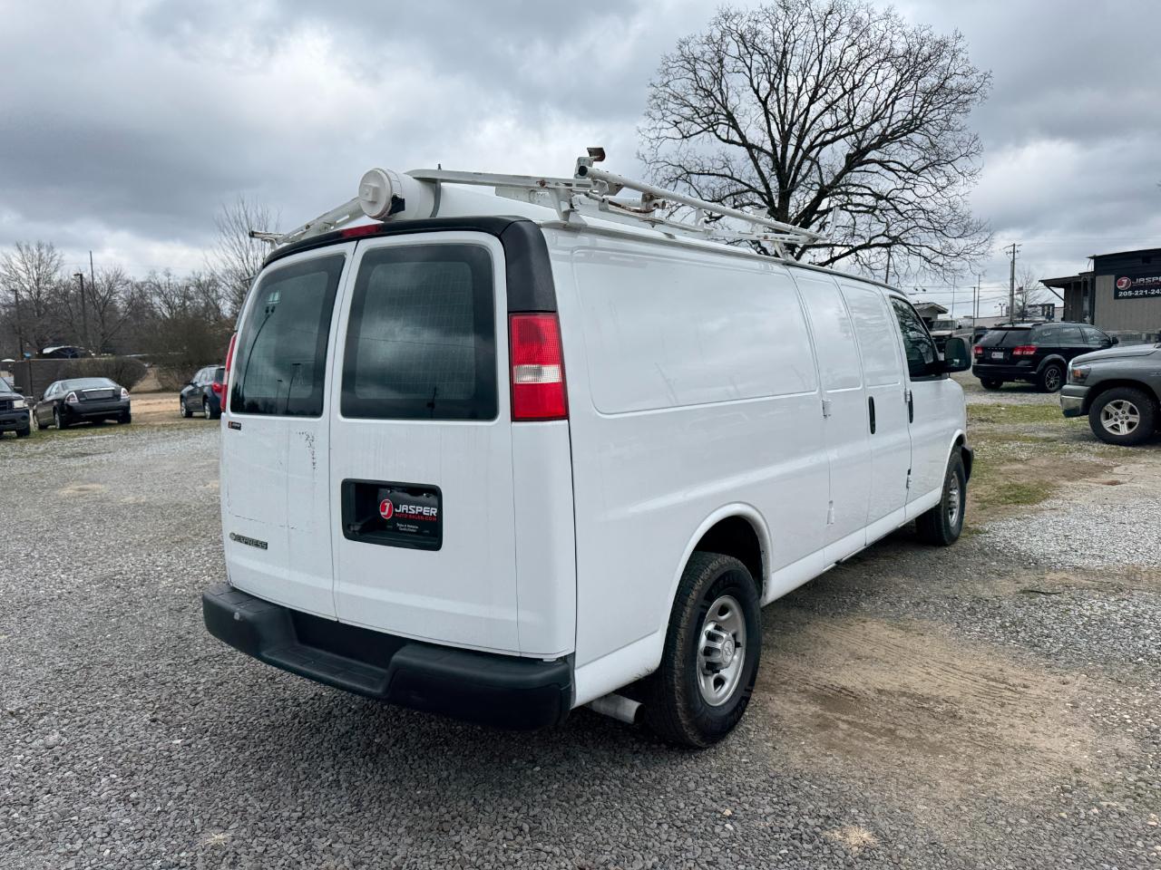 Chevrolet Express Cargo Van RWD 2500 155" 2018