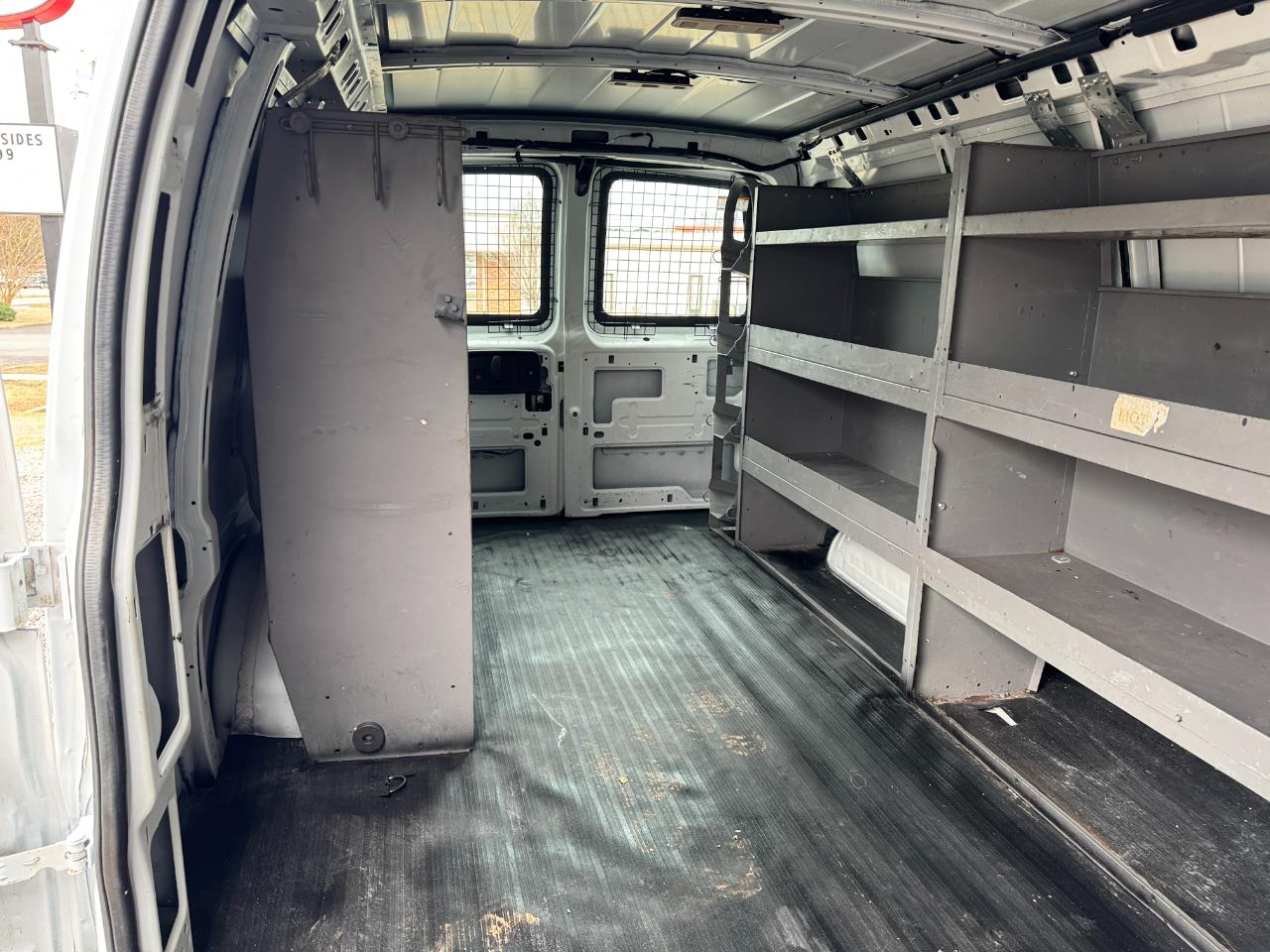 Chevrolet Express Cargo Van RWD 2500 155" 2018