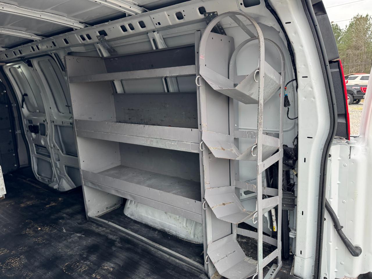 Chevrolet Express Cargo Van RWD 2500 155" 2018