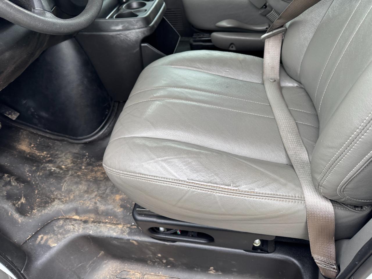 Chevrolet Express Cargo Van RWD 2500 155" 2018