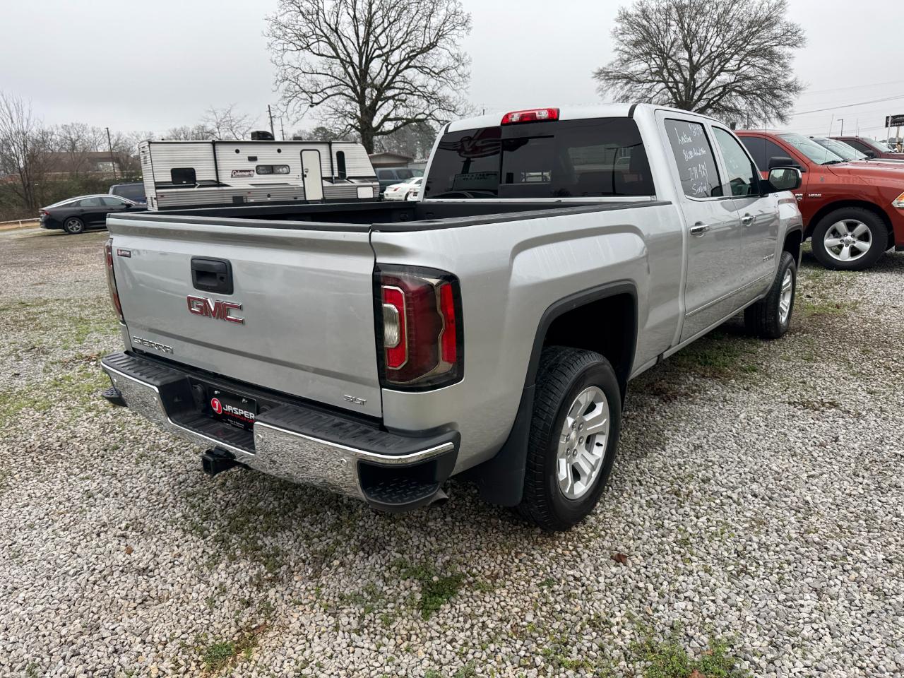 GMC Sierra 1500 4WD Crew Cab 153.0" SLT 2017