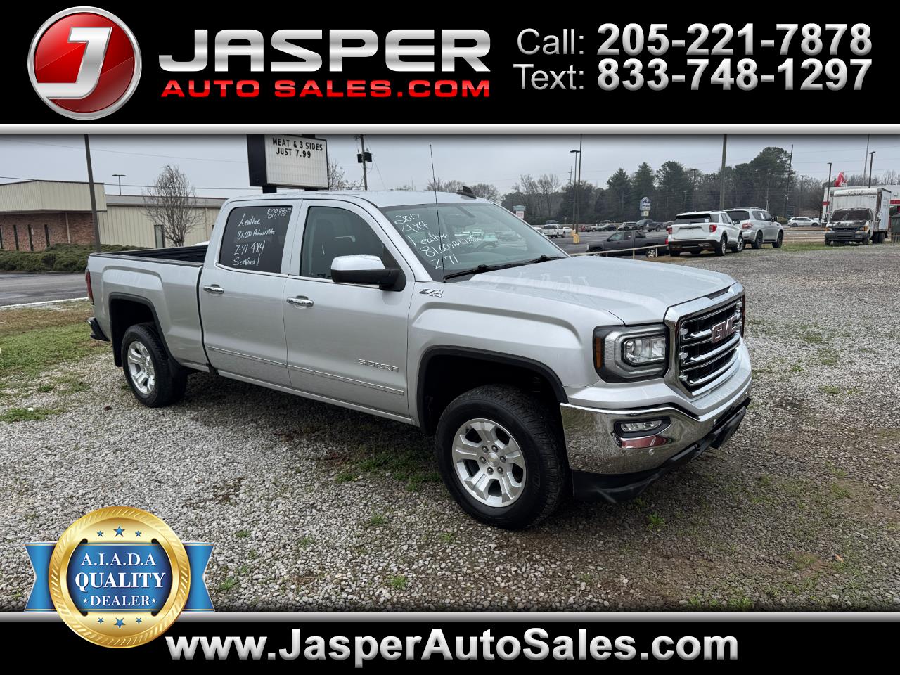 2017 GMC Sierra 1500 SLT's photo