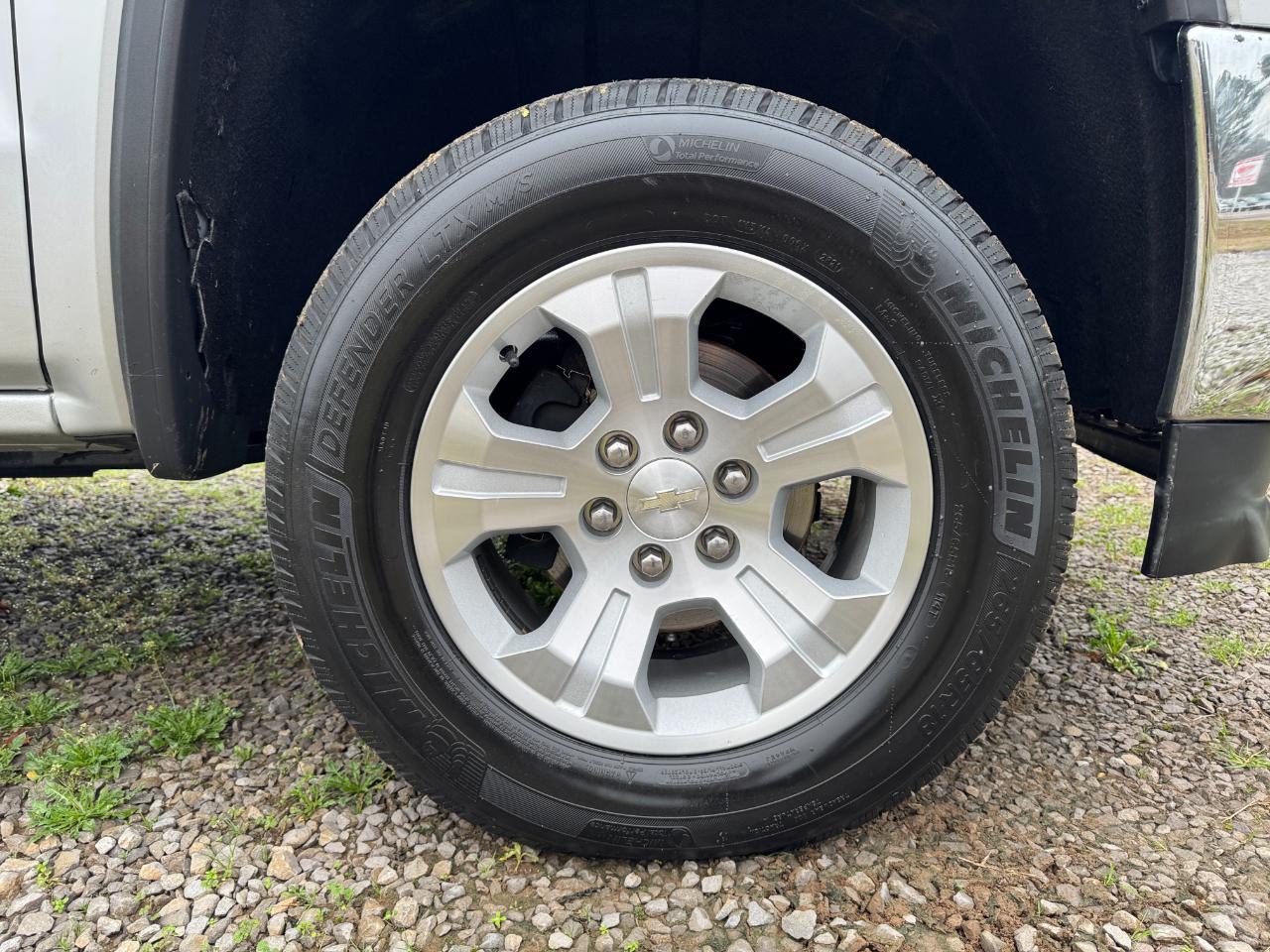 GMC Sierra 1500 4WD Crew Cab 153.0" SLT 2017