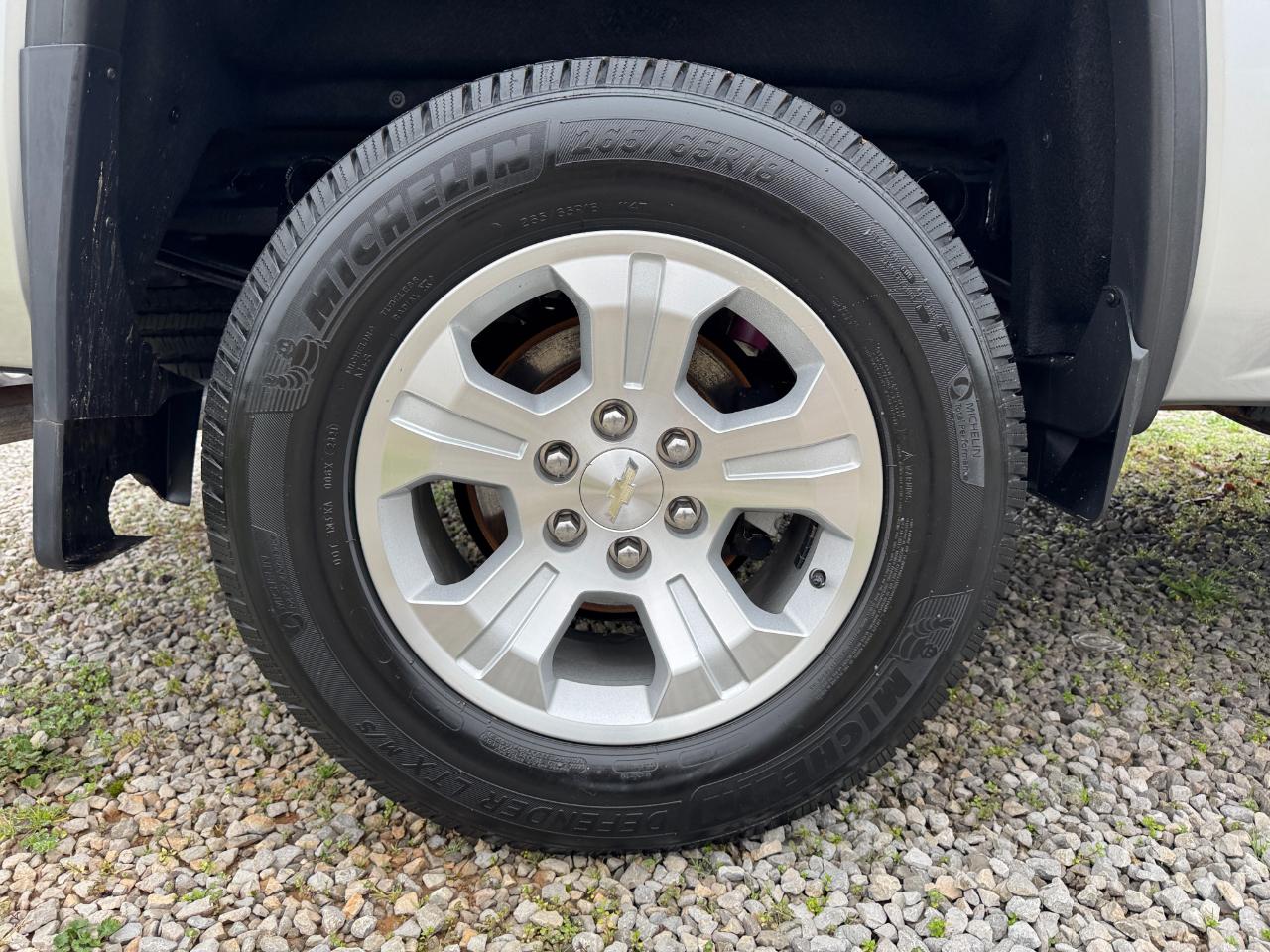 GMC Sierra 1500 4WD Crew Cab 153.0" SLT 2017