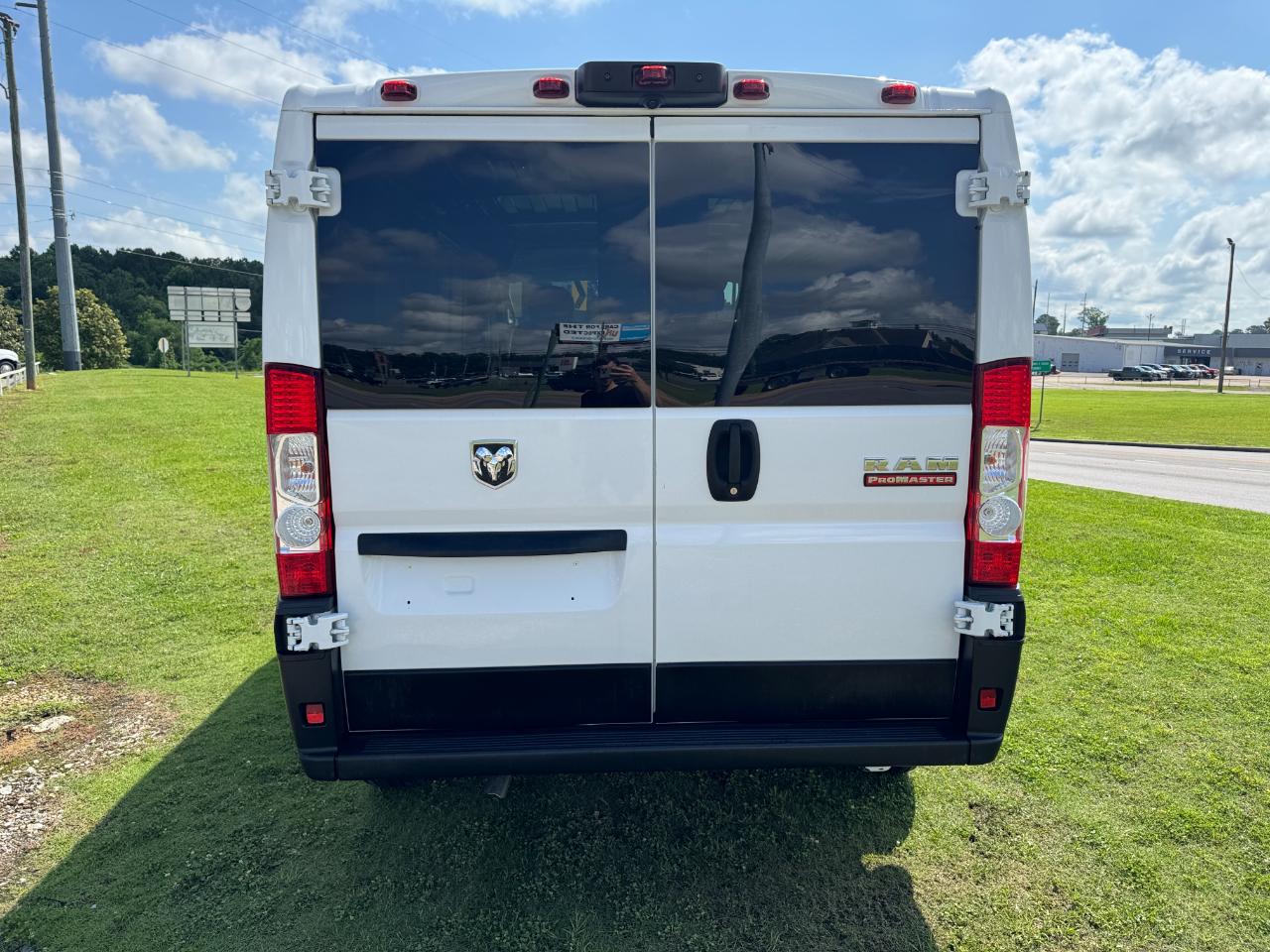 RAM ProMaster Cargo Van 2500 Low Roof 136" WB 2021