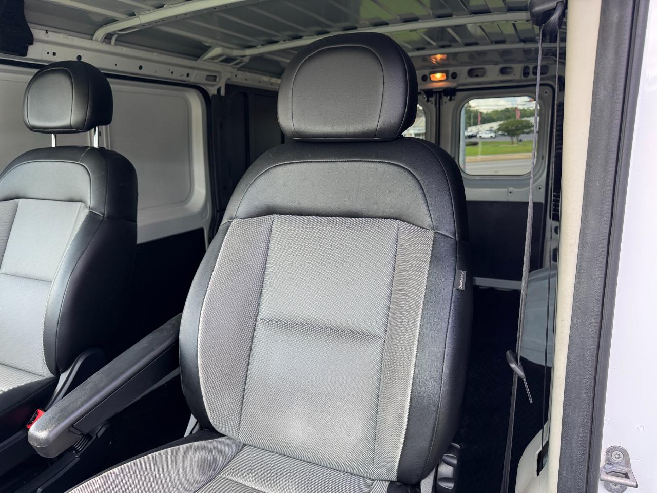 RAM ProMaster Cargo Van 2500 Low Roof 136" WB 2021